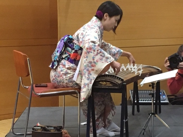 Récital de koto de Madame Akari Sagarai
