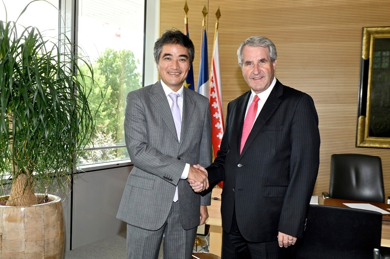 Rencontre entre MM. Richert et Shimizu